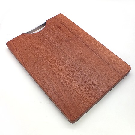 Solid wood cutting board